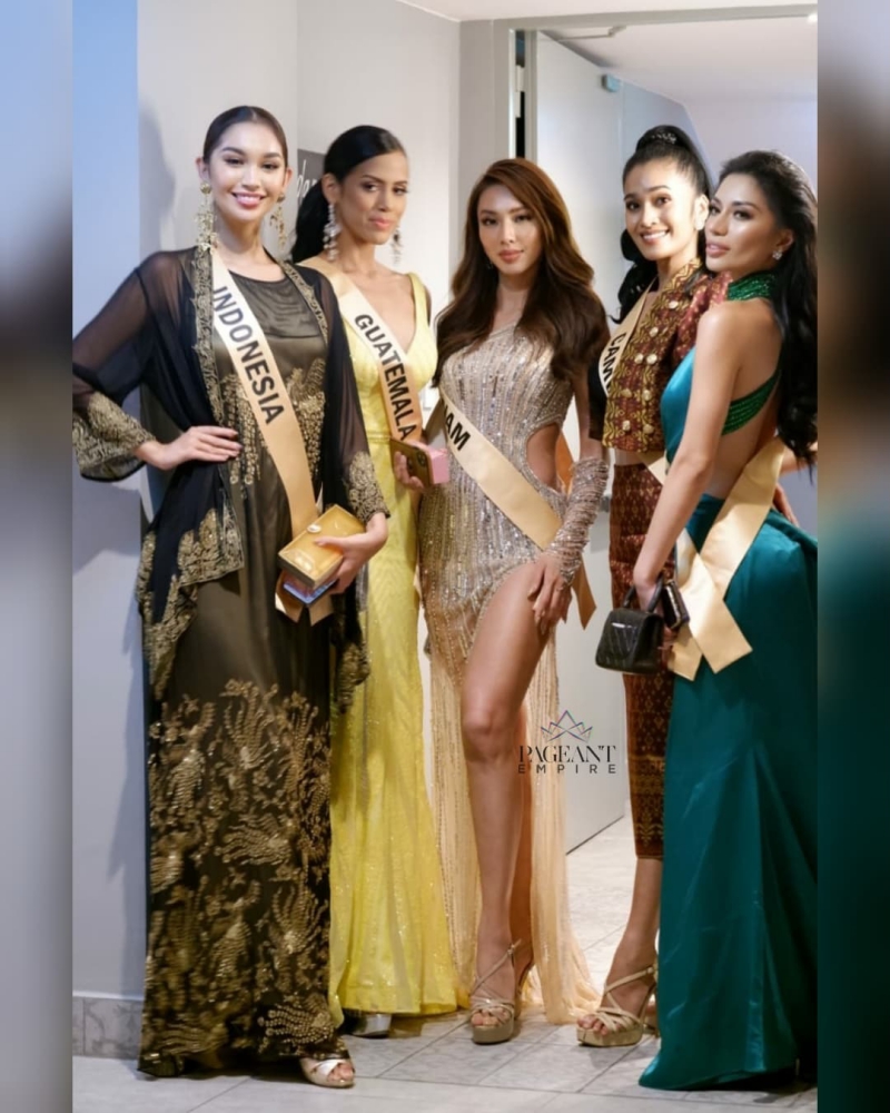 Thùy Tiên tạo ấn tượng mạnh khi diện đầm xuyên thấu, hở bạo tại họp báo Miss Grand International 2021 - Ảnh 2